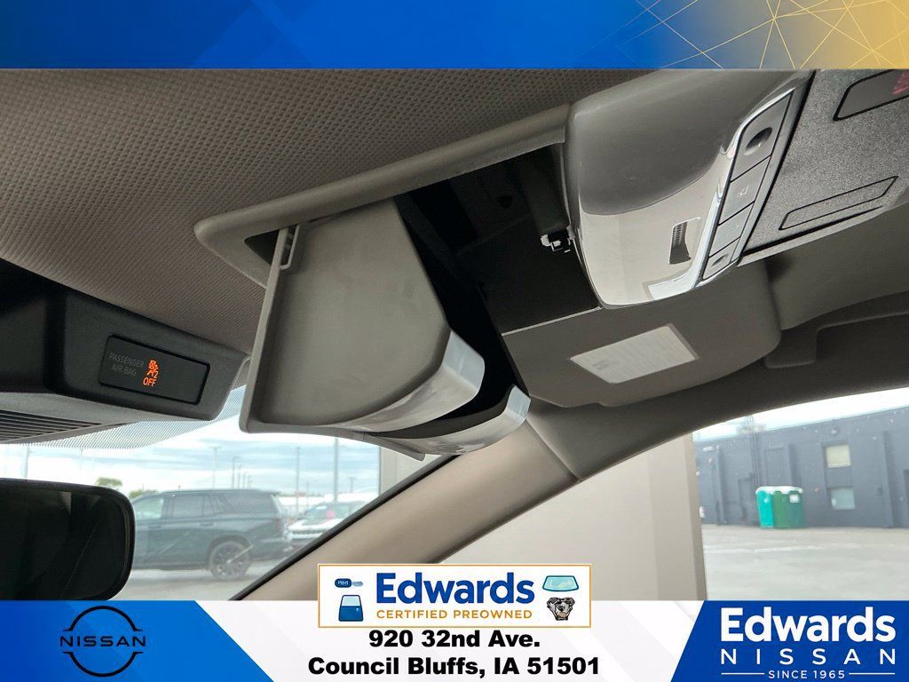 Used 2021 Nissan Rogue SV AWD/4WD image 26