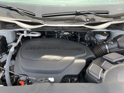 Certified 2024 Honda Odyssey Elite image 14