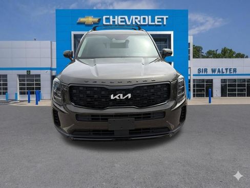 Used 2022 Kia Telluride EX w/ EX Premium Package AWD/4WD image 16