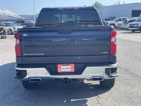 Used 2020 Chevrolet Silverado 1500 LTZ w/ LTZ Premium Package AWD/4WD image 5