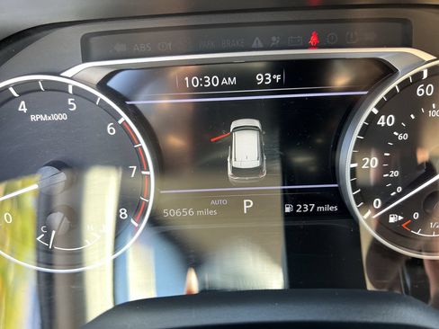 Used 2023 Nissan Rogue SV AWD/4WD image 22