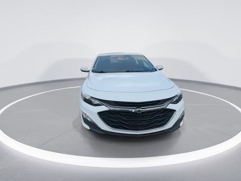 Used 2024 Chevrolet Malibu LT w/ Sport Edition FWD image 3