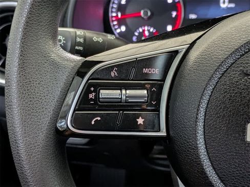 Used 2022 Kia Forte LXS image 23