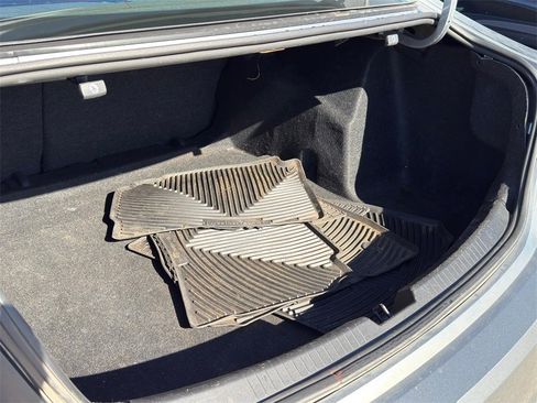 Used 2023 Chevrolet Malibu RS image 29