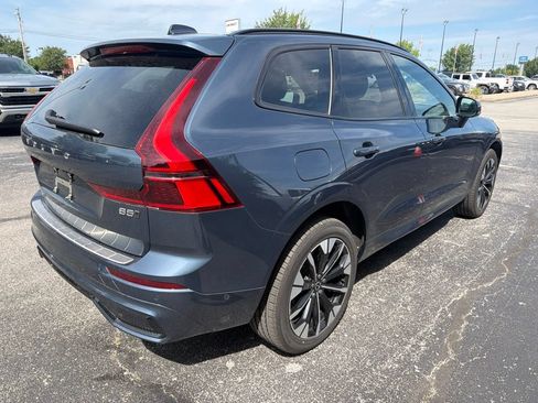 Used 2026 Volvo XC60 B5 Plus AWD/4WD image 3