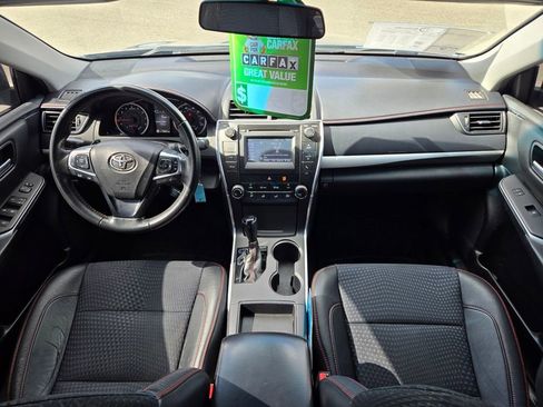 Used 2015 Toyota Camry SE image 37