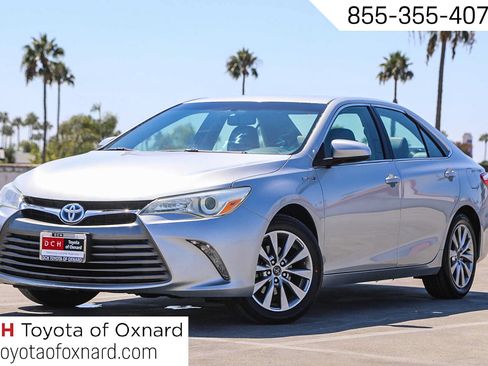 Used 2016 Toyota Camry XLE FWD image 1