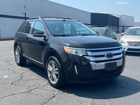 Used 2013 Ford Edge Limited w/ Driver Entry Pkg FWD image 4