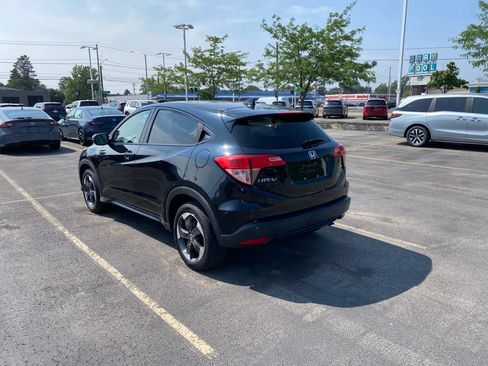 Used 2018 Honda HR-V EX image 7