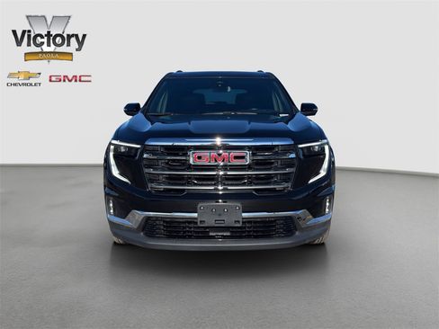 Used 2024 GMC Acadia Elevation image 2