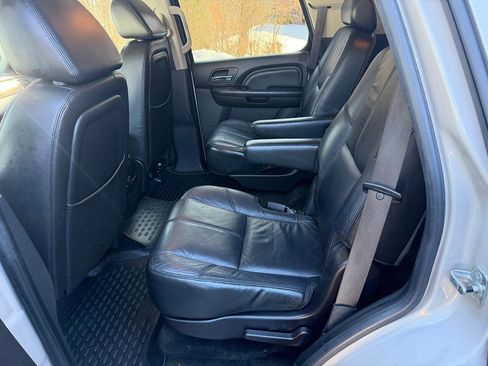 Used 2008 GMC Yukon Denali image 18