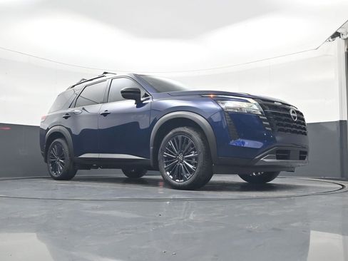New 2026 Nissan Pathfinder SL AWD/4WD image 15