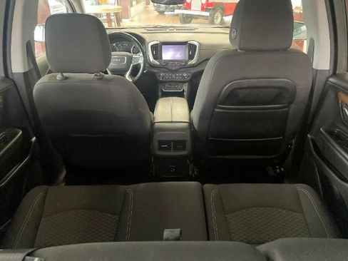 Used 2018 GMC Terrain SLE w/ Driver Convenience Package AWD/4WD image 10