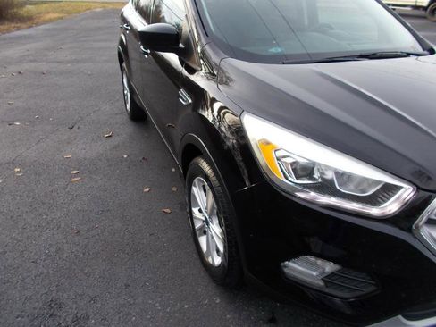 Used 2018 Ford Escape SEL image 10