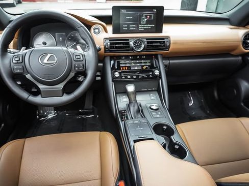 Used 2024 Lexus IS 300 w/ Comfort Package RWD image 19