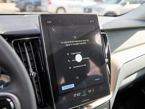 New 2026 Volvo XC60 B5 Core image 15