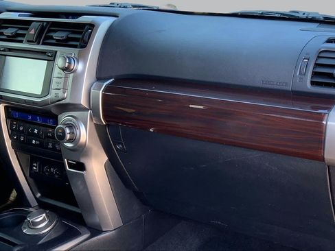 Used 2015 Toyota 4Runner Limited AWD/4WD image 19