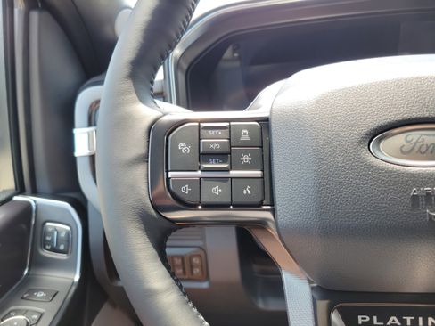 New 2026 Ford F450 Platinum w/ FX4 Off-Road Package AWD/4WD image 21