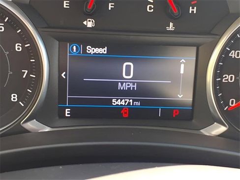 Used 2020 GMC Terrain SLE w/ Driver Convenience Package image 16