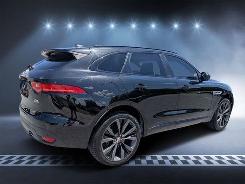 Used 2020 Jaguar F-PACE R-Sport image 3