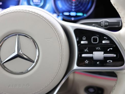 Used 2023 Mercedes-Benz Maybach GLS 600 4MATIC image 28