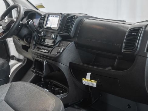 Used 2025 RAM ProMaster 2500 w/ U-Haul Equipment Group FWD image 23