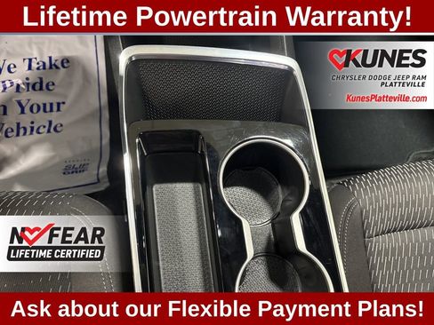 Used 2025 Chevrolet Equinox LT image 28