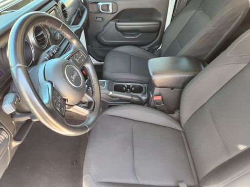 Used 2020 Jeep Wrangler Sport AWD/4WD image 20