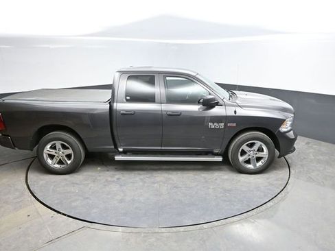 Used 2017 RAM 1500 Express w/ Express Value Package image 44