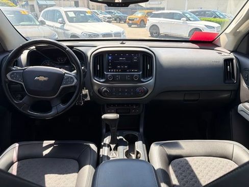 Used 2019 Chevrolet Colorado Z71 AWD/4WD image 21