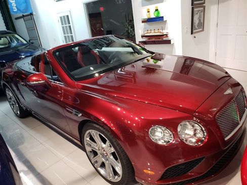 Used 2017 Bentley Continental GT AWD/4WD image 2