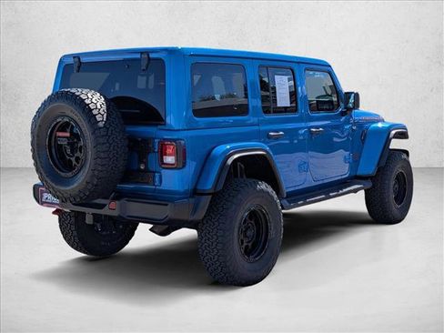 Used 2022 Jeep Wrangler Unlimited Rubicon w/ Cold Weather Group image 5