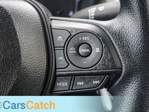 Used 2026 Toyota Corolla LE image 32