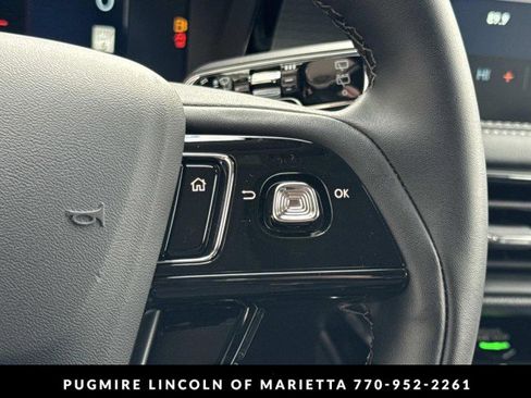 New 2026 Lincoln Corsair Premiere image 26