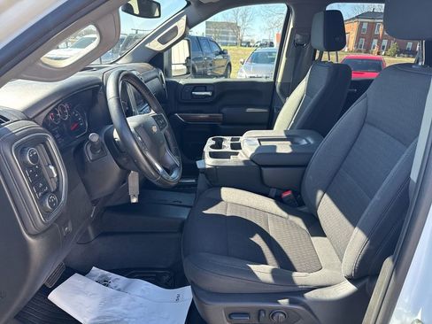 Used 2023 Chevrolet Silverado 2500 LT image 27