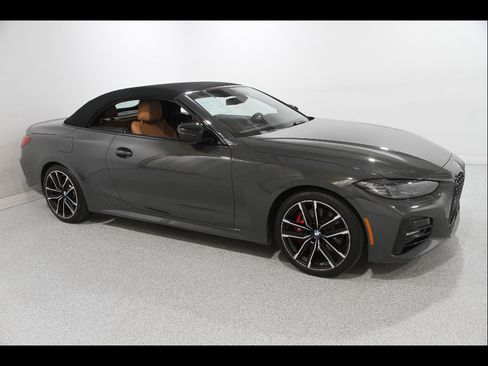 Used 2023 BMW 430i xDrive Convertible w/ M Sport Package AWD/4WD image 2