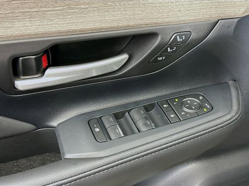 New 2026 Toyota Grand Highlander AWD image 18
