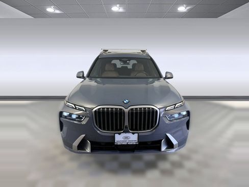 Used 2023 BMW X7 xDrive40i w/ Premium Package AWD/4WD image 6