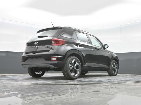 New 2026 Hyundai Venue SEL image 27
