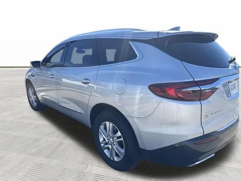 Used 2020 Buick Enclave Essence AWD/4WD image 4