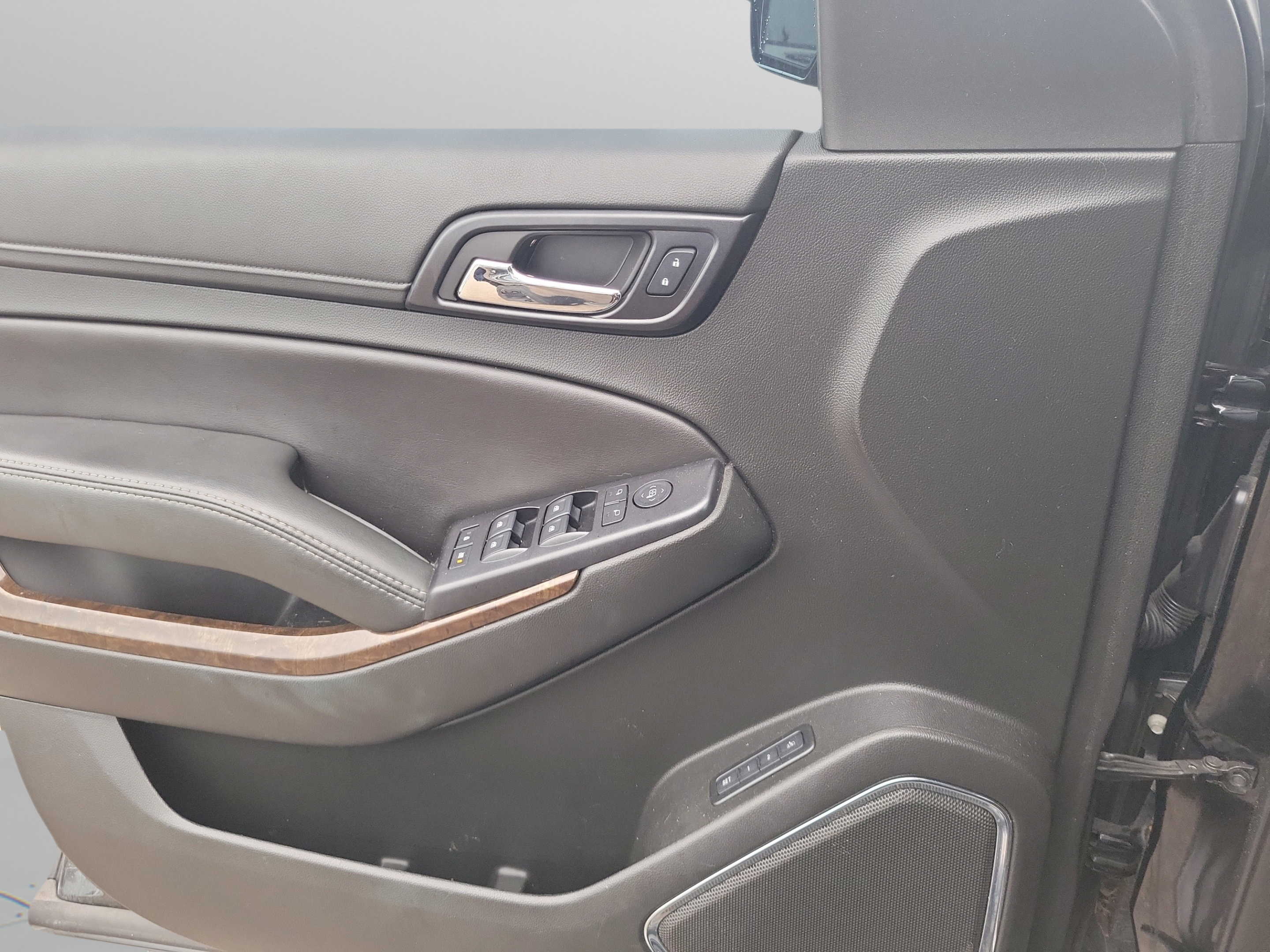 Used 2018 Chevrolet Tahoe LT RWD image 22