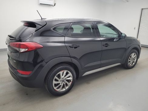 Used 2017 Hyundai Tucson SE AWD/4WD image 10