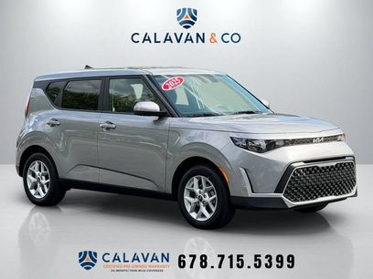 Used 2025 Kia Soul LX w/ LX Technology Package