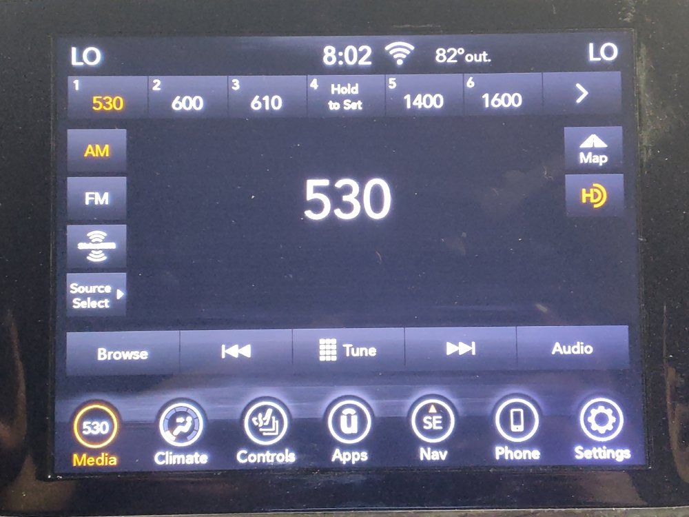 Used 2020 Jeep Grand Cherokee Limited w/ Premium Lighting Group RWD image 25