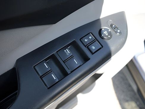 Used 2014 Honda CR-V EX image 19