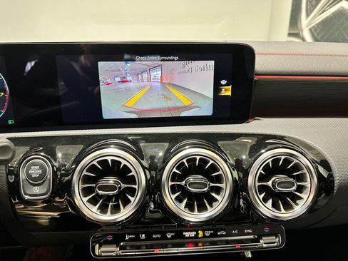 Used 2023 Mercedes-Benz CLA 250 4MATIC image 23