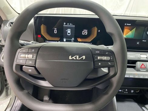 New 2026 Kia K4 FWD image 20