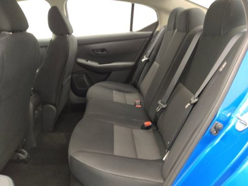 Used 2025 Nissan Sentra SV FWD image 18