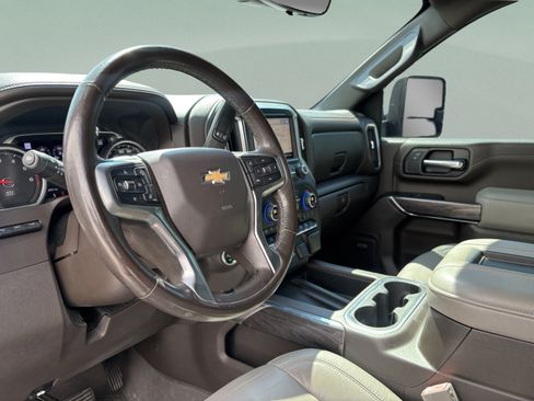 Used 2020 Chevrolet Silverado 2500 LTZ w/ LTZ Plus Package AWD/4WD image 19
