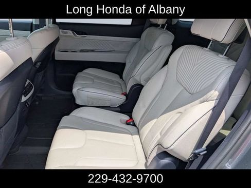 Used 2024 Hyundai Palisade Calligraphy FWD image 17